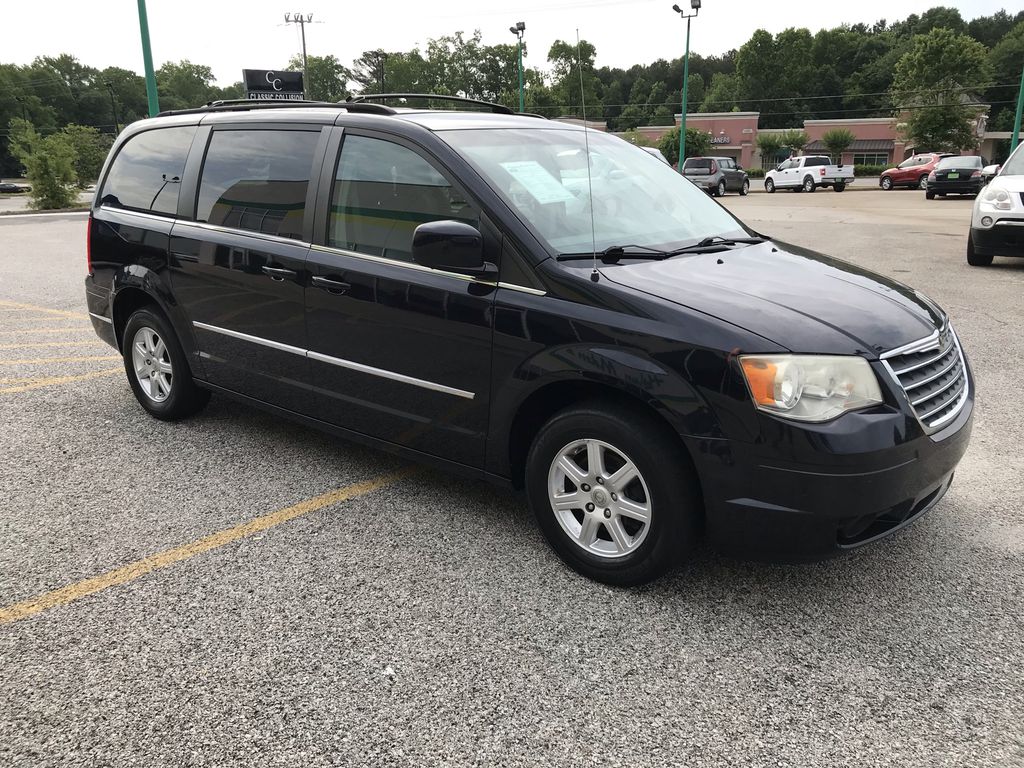 Used 2010 Chrysler Town & Country For Sale
